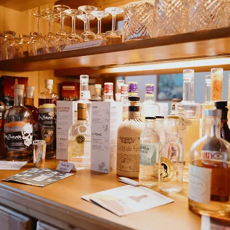 安贝勒彻恩酒店 3*